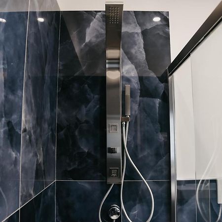 Terra Mia Suite - Chi Tene' O Mare Neapel Exteriör bild