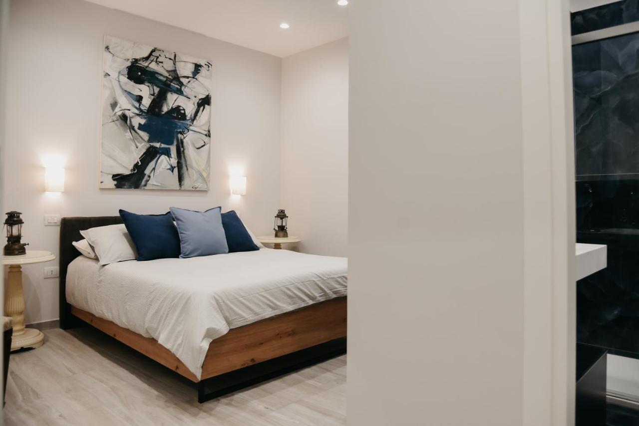 Terra Mia Suite - Chi Tene' O Mare Neapel Exteriör bild